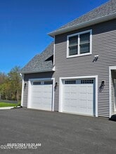 51 Devitt Rd in Waterford, NY - Building Photo - Building Photo