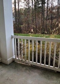 624 Bristol Village Dr photo'