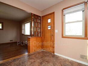 7761 Highland St in Ralston, NE - Building Photo - Building Photo