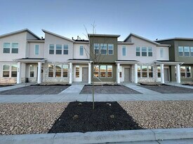 532 S 1215 W in Logan, UT - Building Photo