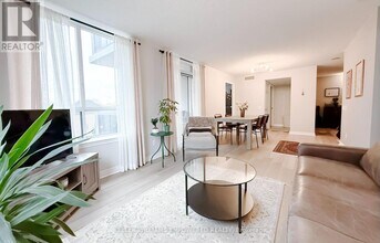 51 Times Ave in Markham, ON - Building Photo - Building Photo