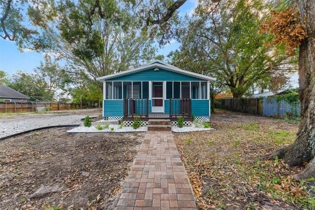 property at 6513 E 25th Ave