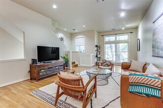 4310 Buena Vista St in Dallas, TX - Building Photo - Building Photo