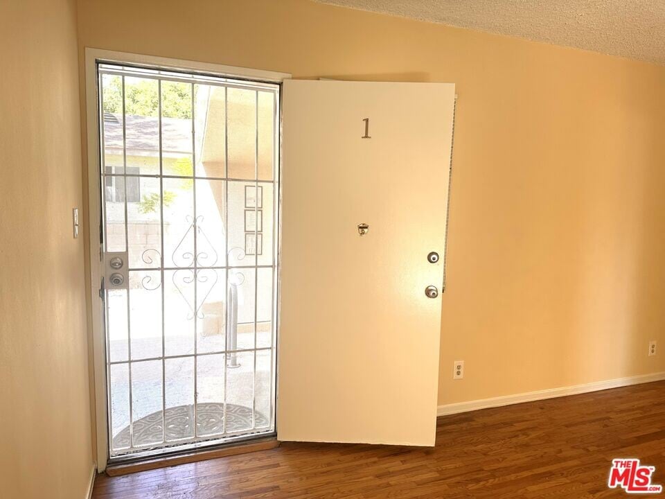 5411 S Centinela Ave in Los Angeles, CA - Building Photo