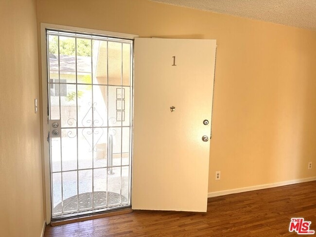 property at 5411 S Centinela Ave