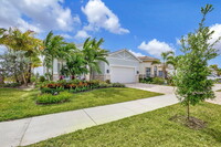 10394 Northbrook Cir in Palm Beach Gardens, FL - Foto de edificio - Building Photo