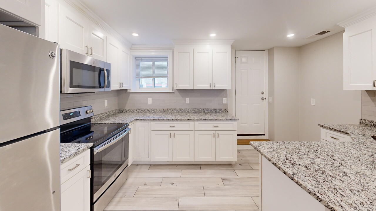 30 Bostonia Ave in Brighton, MA - Building Photo