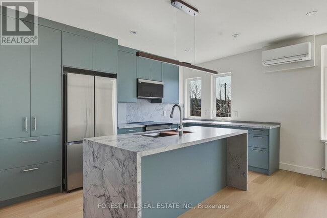 property at 250 Hallam St