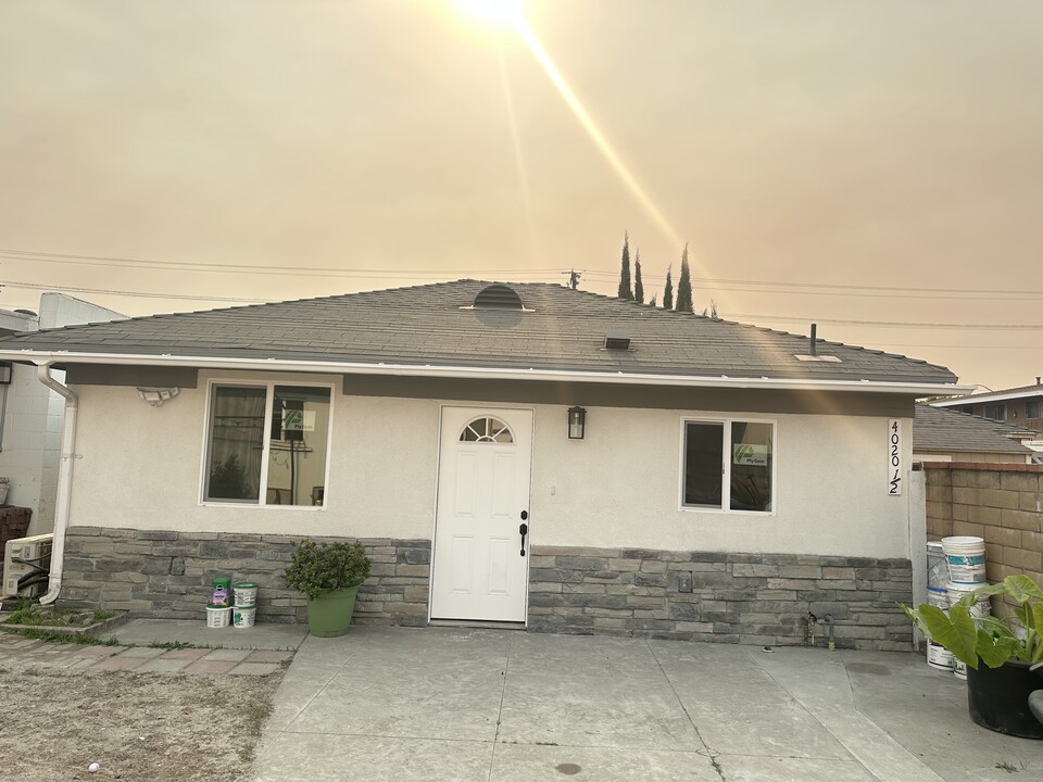 4020 Cudahy St in Huntington Park, CA - Building Photo