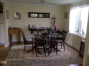 148 Catherine St in Fairfield, CT - Building Photo - Building Photo