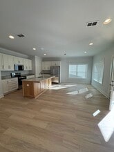 Vine Betton in Tallahassee, FL - Building Photo - Building Photo