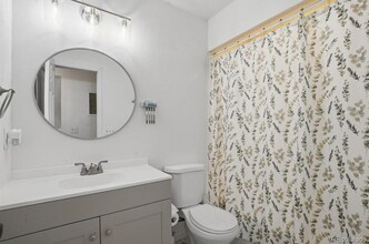 63 Winona Ct in Denver, CO - Building Photo - Building Photo