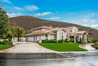 772 Country Valley Rd in Westlake Village, CA - Building Photo - Building Photo