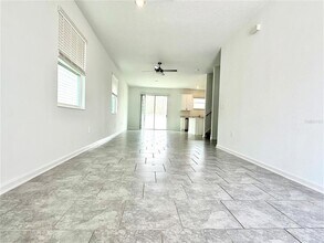 7665 Stone Crk Trl in Kissimmee, FL - Building Photo - Building Photo