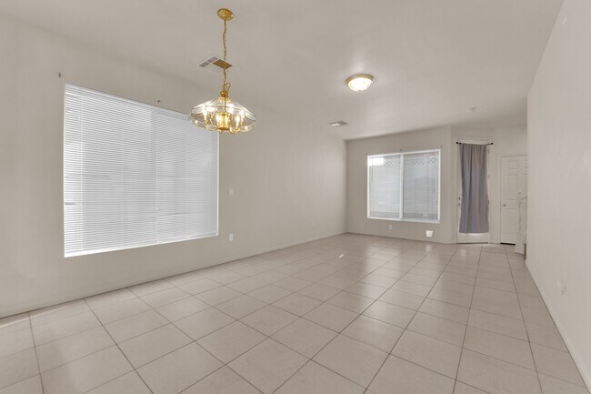 8283 Misty Sage St in Las Vegas, NV - Building Photo - Building Photo