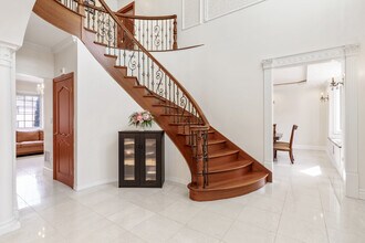 45 Nassau Rd in Great Neck, NY - Building Photo - Building Photo
