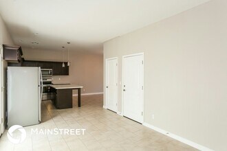 2000 N 36th St in Phoenix, AZ - Foto de edificio - Building Photo