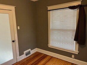 4647 Wyoming St in Kansas City, MO - Foto de edificio - Building Photo