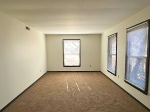 109 Sieville Ave, Unit # 102 in Columbia, MO - Building Photo - Building Photo