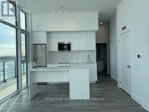 15 Skyridge Dr in Brampton, ON - Building Photo - Building Photo