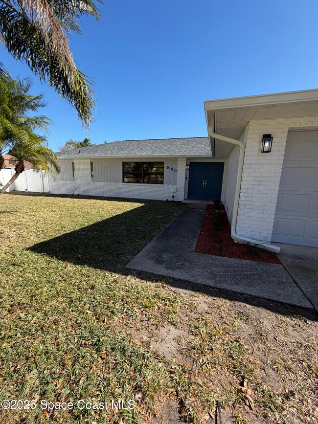 845 Juniper Cir in Rockledge, FL - Building Photo - Building Photo