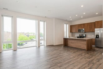 North Oak Lofts in Chicago, IL - Building Photo - Building Photo