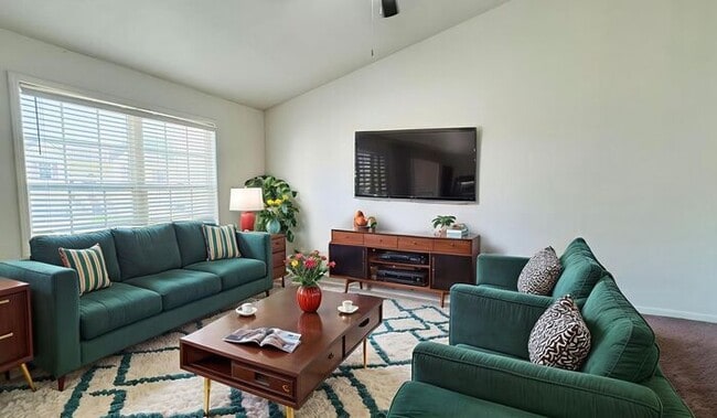 property at 5942 NE 42nd St