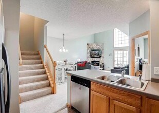 6787 Pine Crest Trail S in Cottage Grove, MN - Building Photo - Building Photo