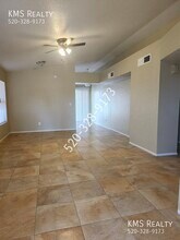 5218 W Wood Owl Dr in Tucson, AZ - Building Photo - Building Photo