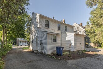 909 E Ann St in Ann Arbor, MI - Building Photo - Building Photo
