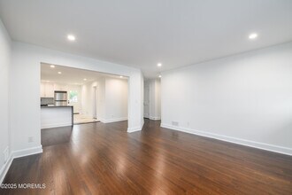 2037 Westfield Ave in Scotch Plains, NJ - Building Photo - Building Photo
