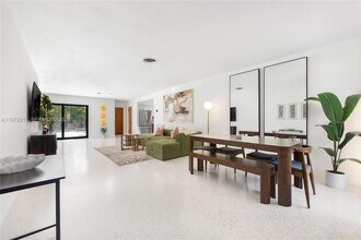 1860 SW 13th St in Miami, FL - Building Photo - Building Photo