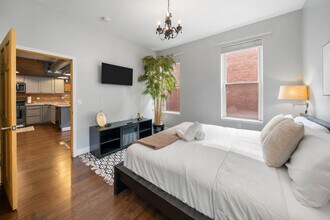 835 Dayton St in Cincinnati, OH - Building Photo - Building Photo