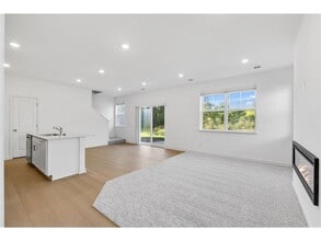 11112 203rd St W in Lakeville, MN - Building Photo - Building Photo