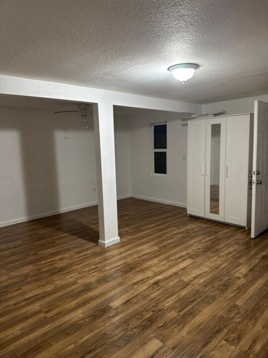 17012 Bellflower Blvd in Bellflower, CA - Building Photo