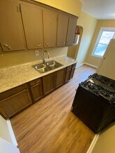 474 Kingsley St in Philadelphia, PA - Building Photo - Building Photo