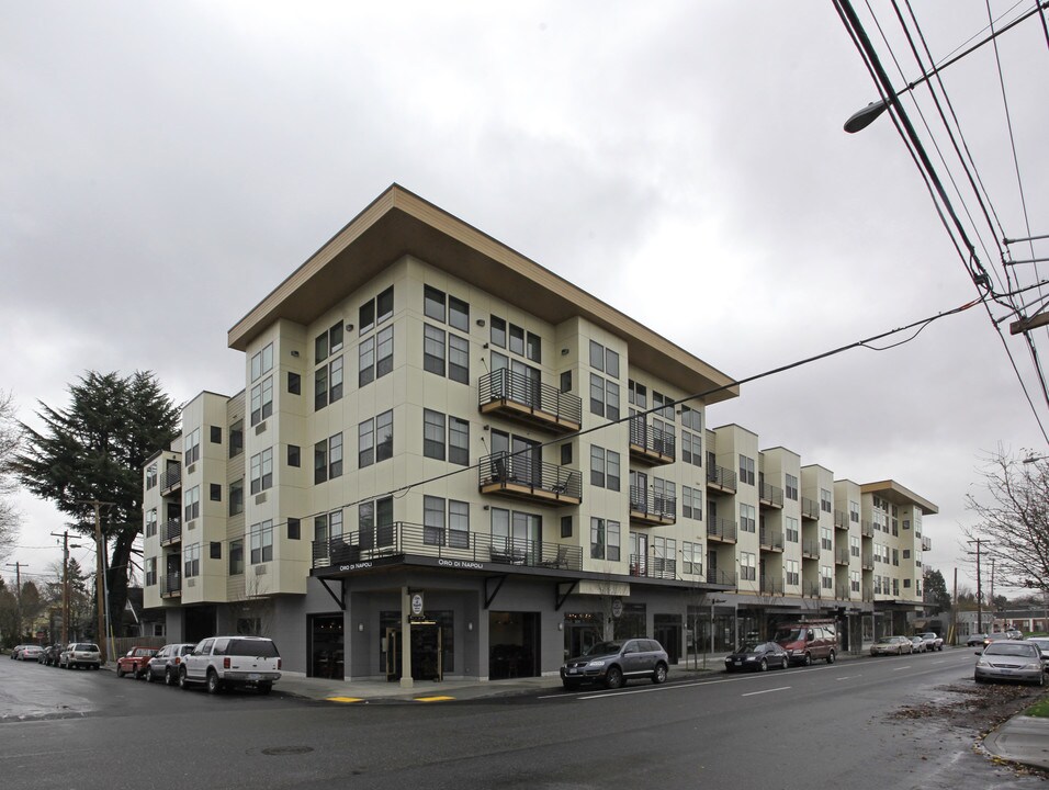 The Albert in Portland, OR - Building Photo