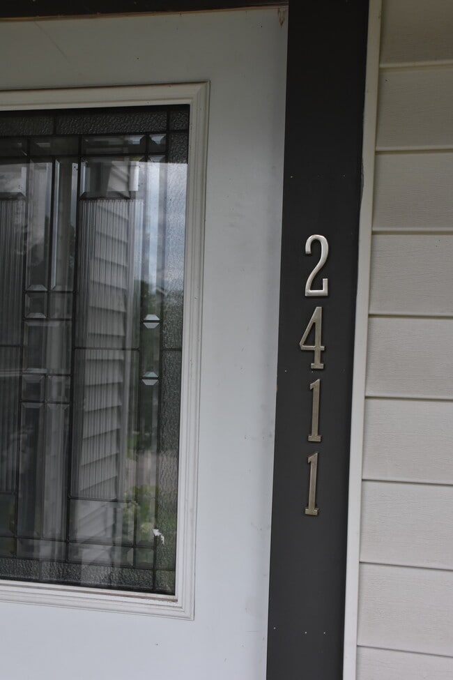 property at 2411 Fillmore St NE