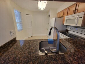 4208 Glenmoor Dr in West Palm Beach, FL - Building Photo - Building Photo