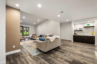44839 Oro Grande Cir in Indian Wells, CA - Building Photo - Building Photo