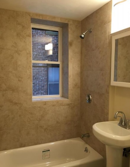 884 Huntington Ave, Unit 7 in Boston, MA - Building Photo - Building Photo