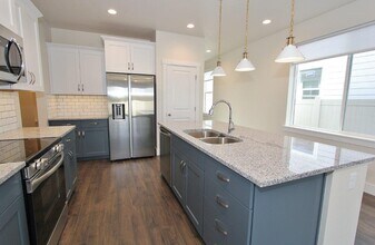 5857 N Backfire Wy in Meridian, ID - Building Photo - Building Photo