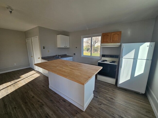 1207 M Ave in La Grande, OR - Building Photo - Building Photo