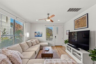 3112 Corbin Ln in Austin, TX - Building Photo - Building Photo