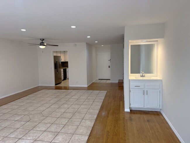 1823 11th St in Santa Monica, CA - Foto de edificio - Building Photo