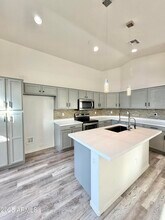 13737 W Berridge Ln in Litchfield Park, AZ - Building Photo - Building Photo