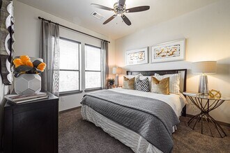 898 Threadneedle St in Houston, TX - Building Photo - Building Photo