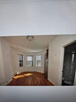 71 S Huntington Ave in Boston, MA - Building Photo