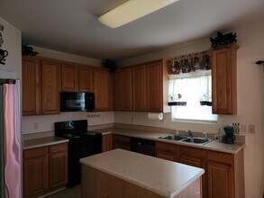 1725 TW Alexander Dr in Durham, NC - Building Photo - Building Photo