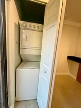 1811 SW 107th Ave in Miami, FL - Building Photo - Building Photo